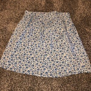 Adorable floral skirt size 12